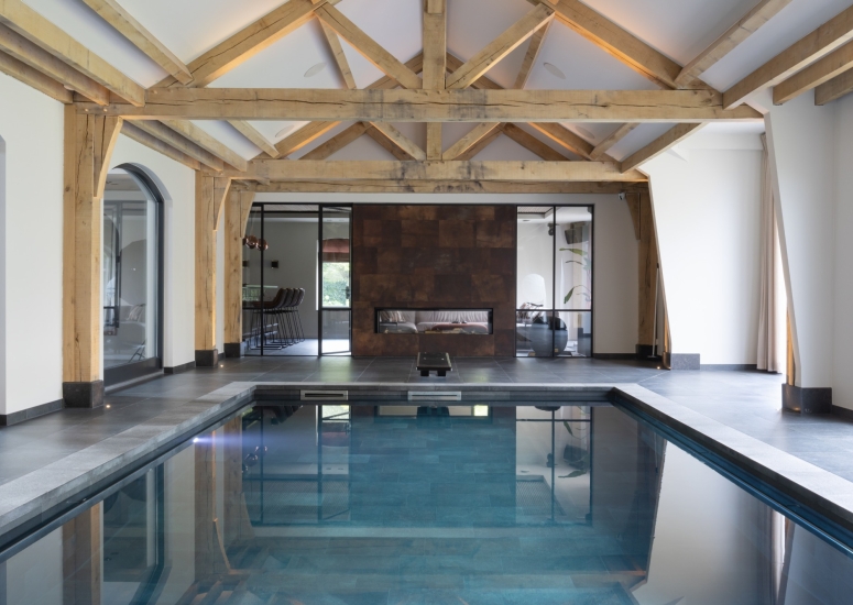Zwembad zonder sterke chloorgeur | Waterbehandeling